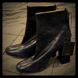 Zara Leather Boots Navy Blue EU 40 (size 9 W)